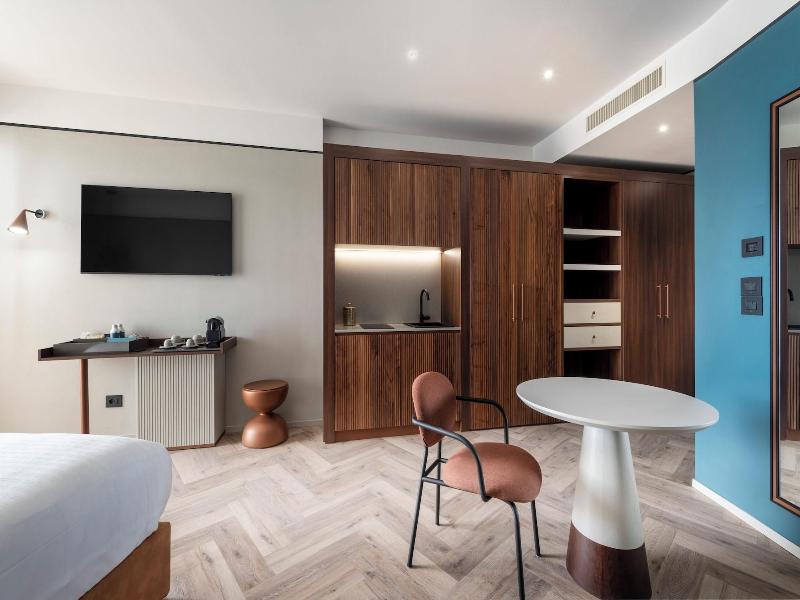 Visionair Suites image