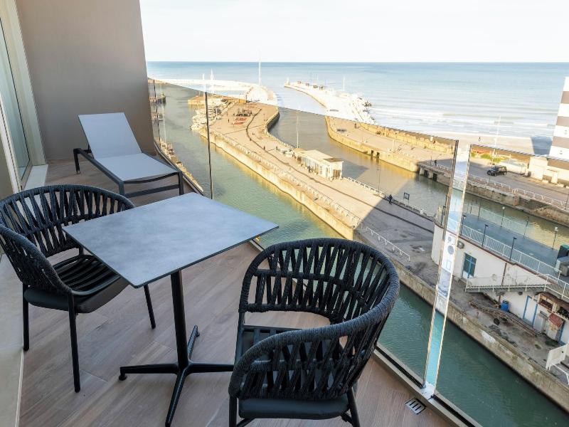 Visionair Suites image