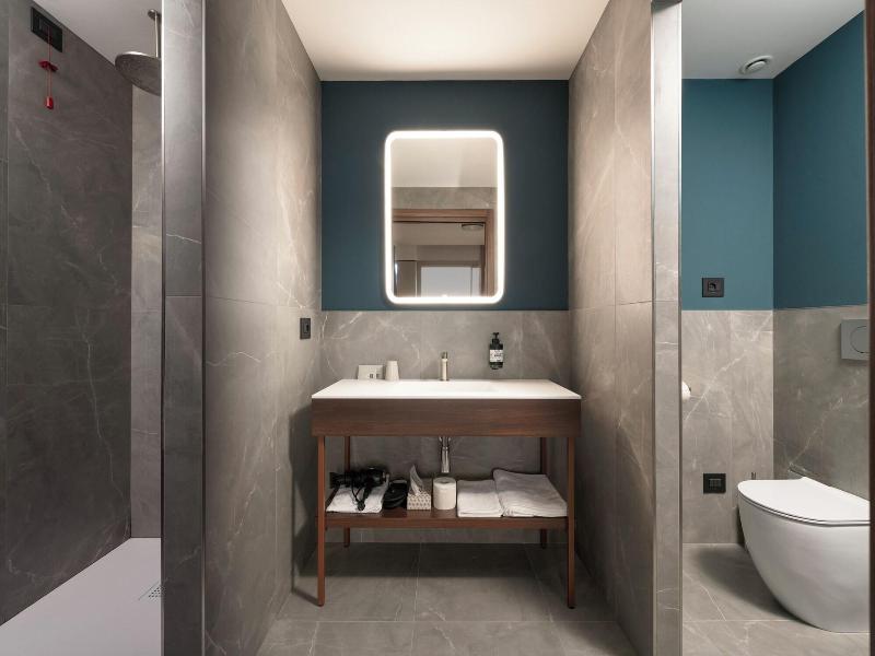 Visionair Suites image