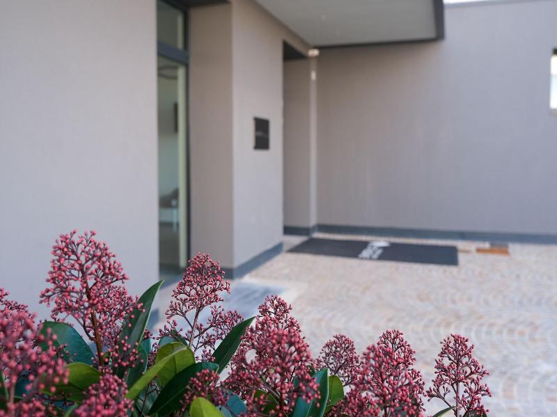 Emerald Green Residence image