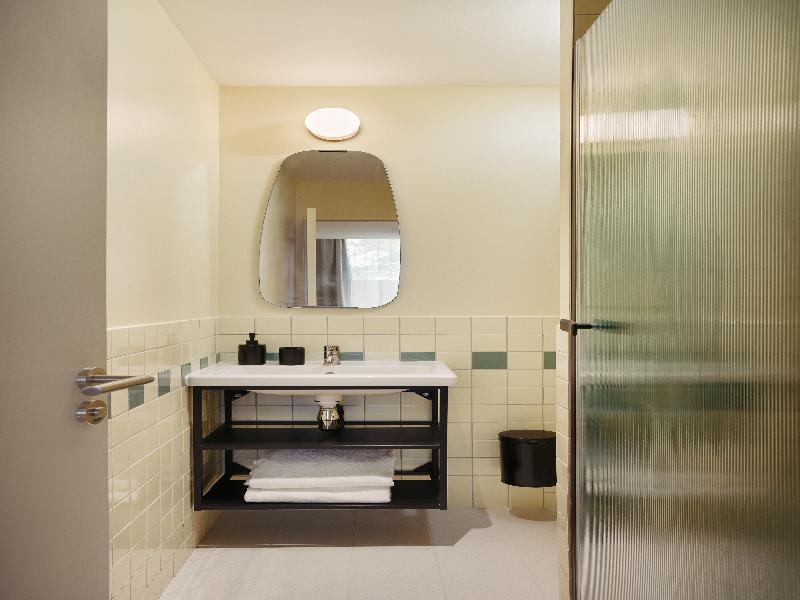 Edgar Suites Lille Shake image