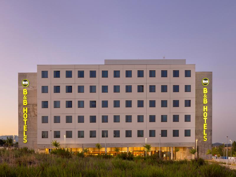B&B HOTEL Madrid Tres Cantos — exterior view