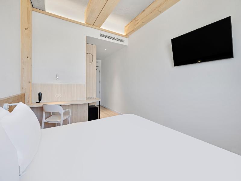 B&B HOTEL Madrid Tres Cantos image