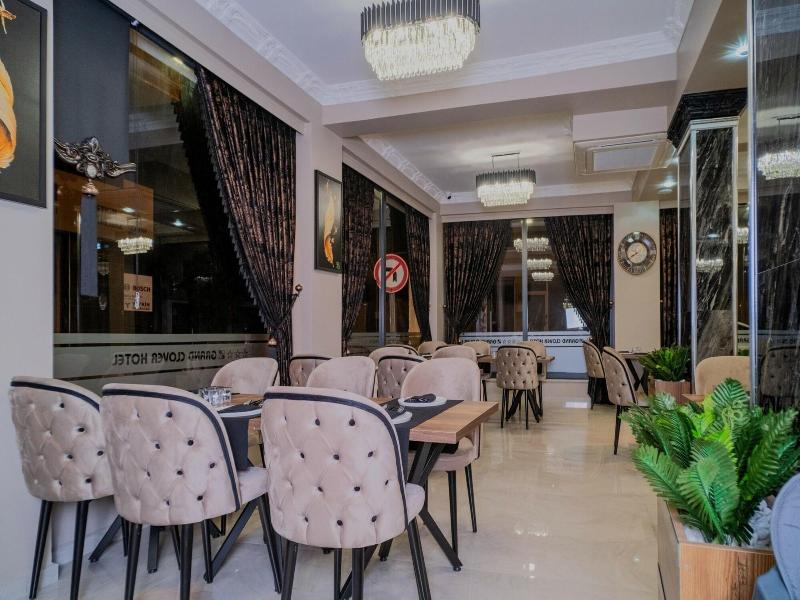 Grand Clover Hotel image