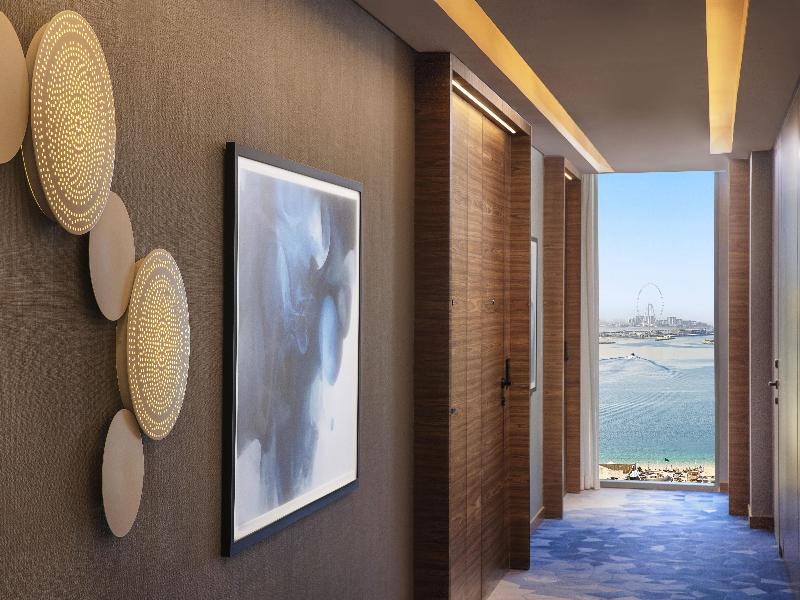 Tumbi Ht Dubai The Palm, Tapestry Collec by Hilton image