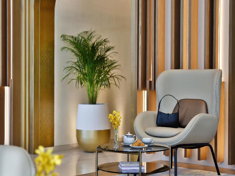 Tumbi Ht Dubai The Palm, Tapestry Collec by Hilton image