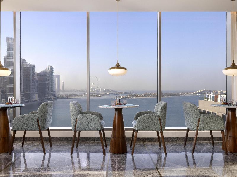 Tumbi Ht Dubai The Palm, Tapestry Collec by Hilton image