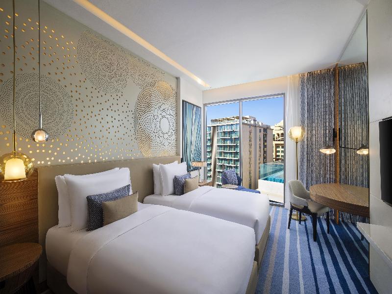 Tumbi Ht Dubai The Palm, Tapestry Collec by Hilton image