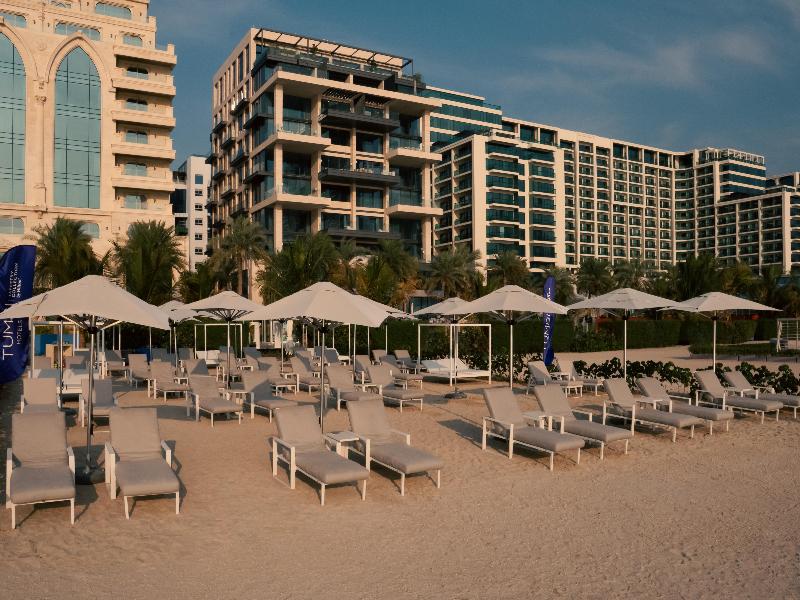 Tumbi Ht Dubai The Palm, Tapestry Collec by Hilton image