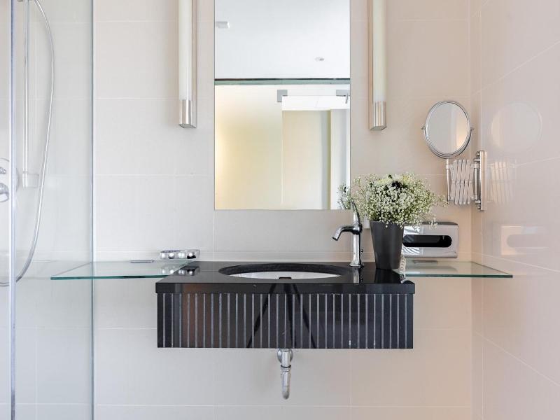 Numa I Bona Rooms Apartments image