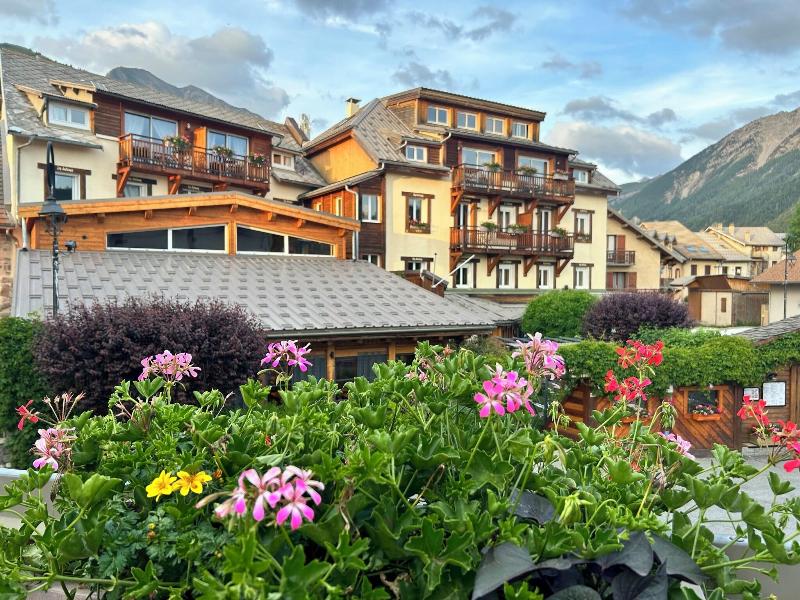 Hotel Les Autanes image