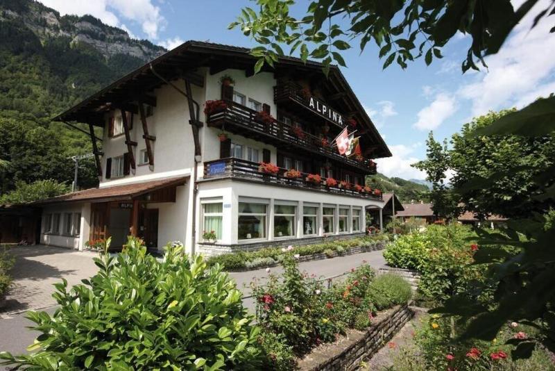 Boutique Hotel Alpina image