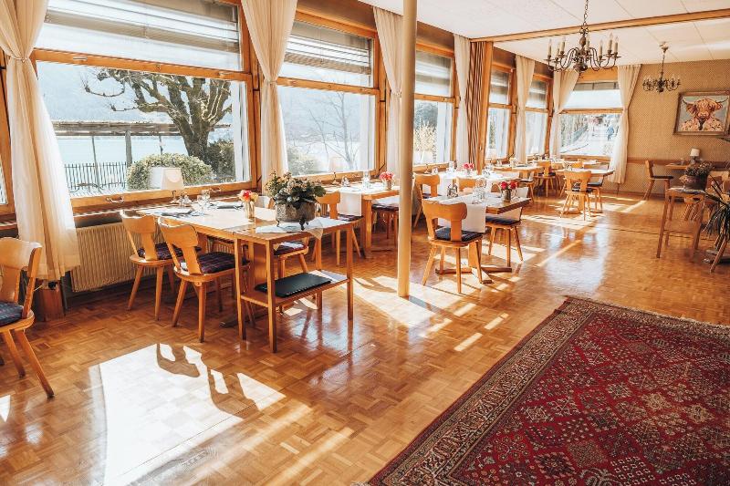 Boutique Hotel Alpina image