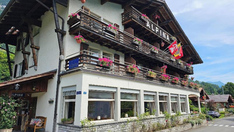 Boutique Hotel Alpina image