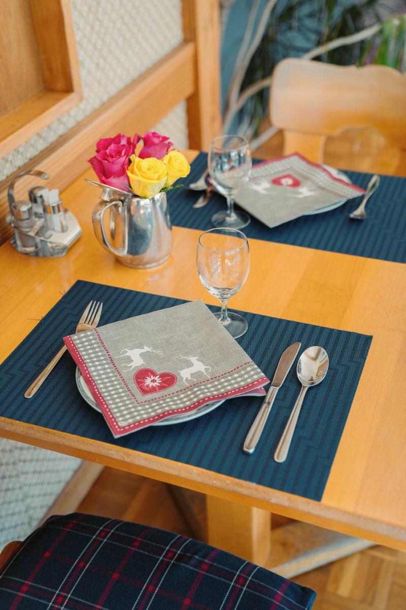 Boutique Hotel Alpina image