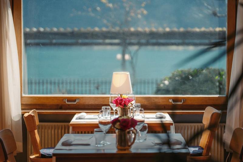 Boutique Hotel Alpina image