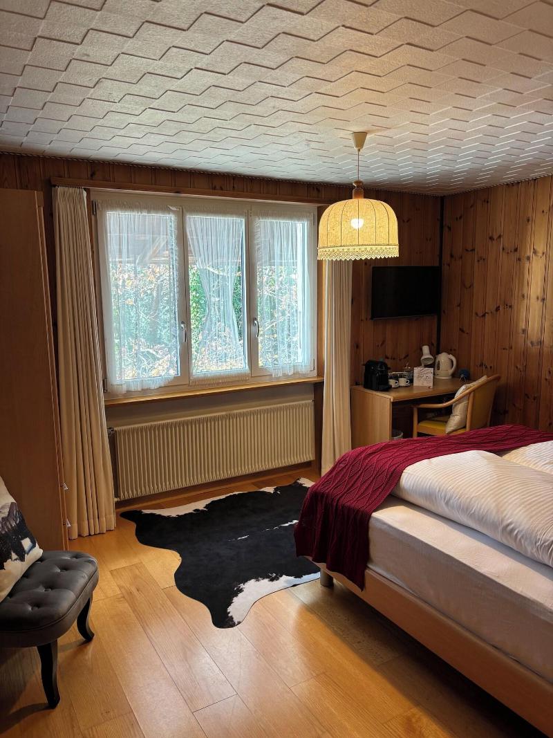Boutique Hotel Alpina image