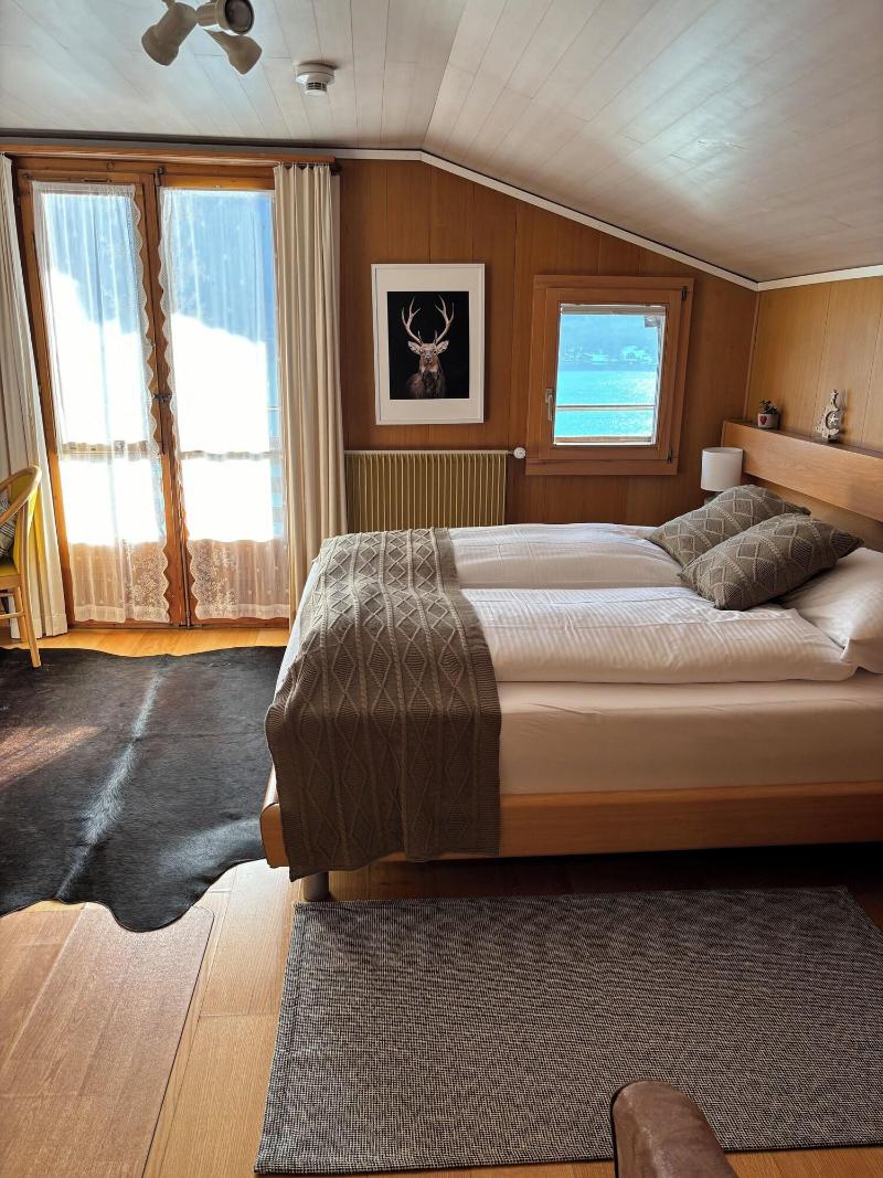 Boutique Hotel Alpina image