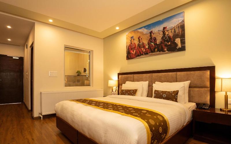 Hotel Kesaar Palace image