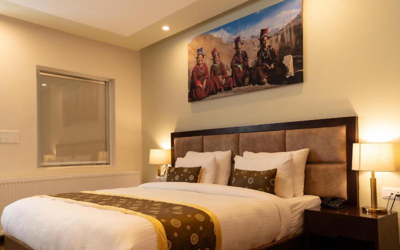 Hotel Kesaar Palace image