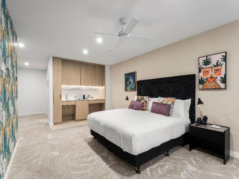 Tryp By Wyndham Southport Gold Coast image