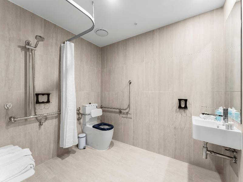 Tryp By Wyndham Southport Gold Coast image