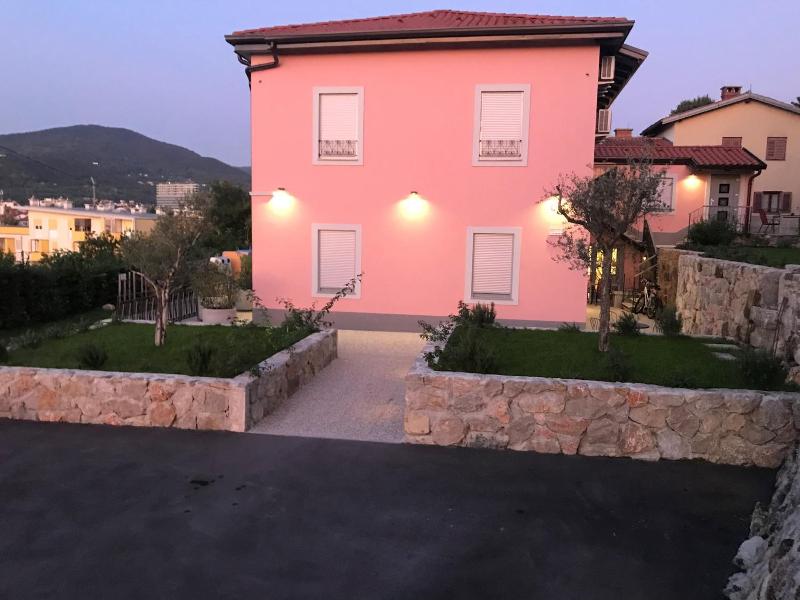 Vila Burbonka image