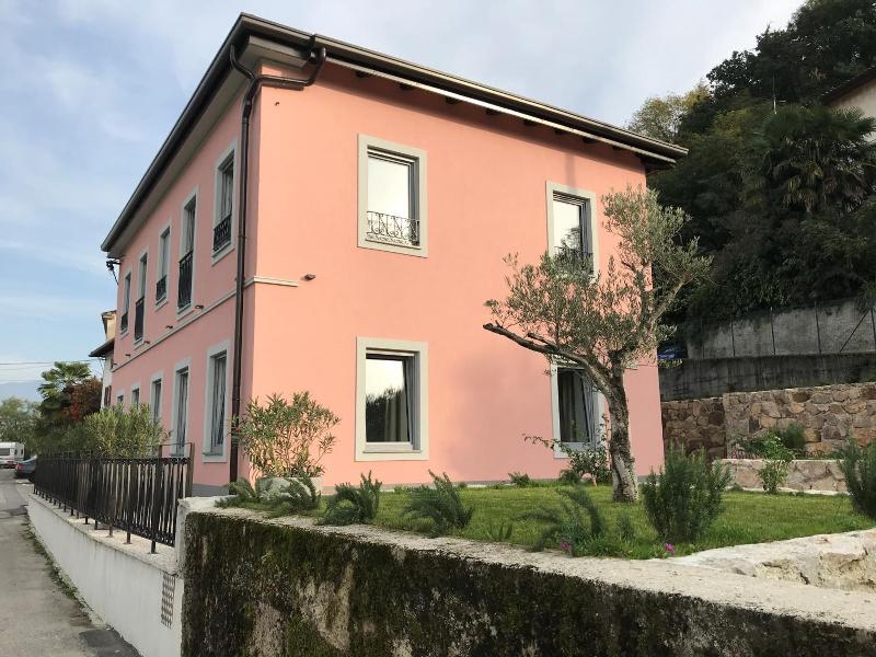 Vila Burbonka image