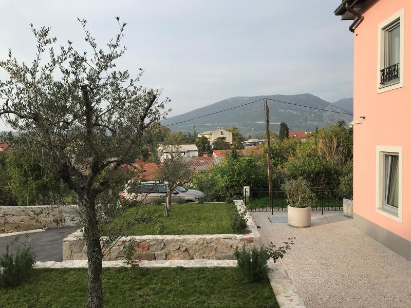 Vila Burbonka image