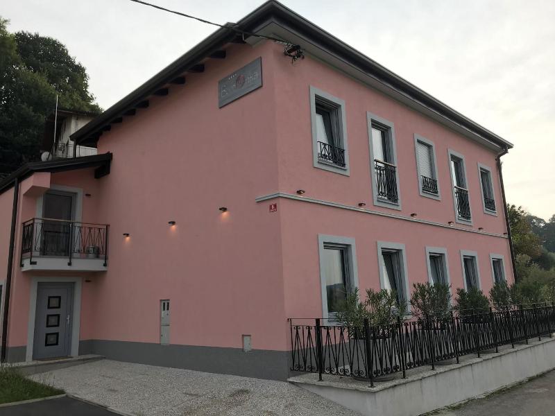 Vila Burbonka image