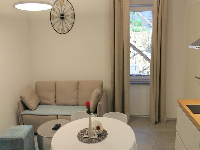 Vila Burbonka image