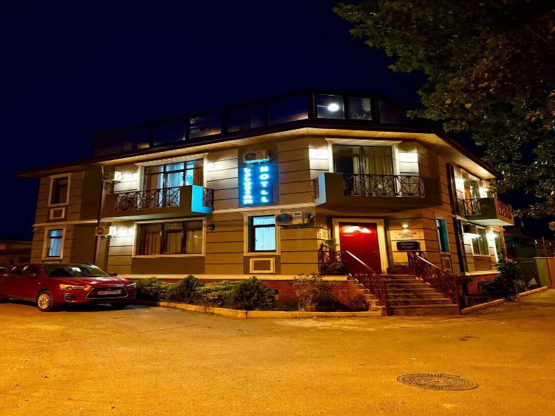 Hotel Boutique Adam image