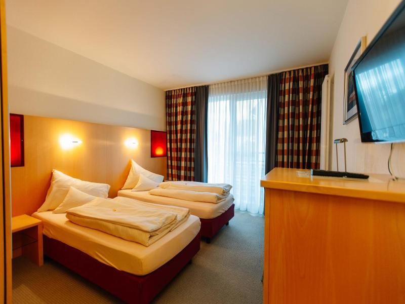 Landhotel Gasthof Drexler Gbr image