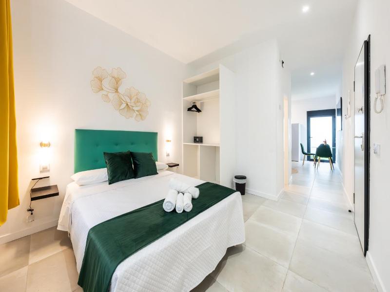 Lemon Apartment Hotels Bernabeu image