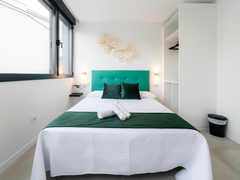 Lemon Apartment Hotels Bernabeu image