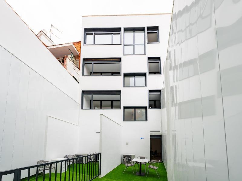 Lemon Apartment Hotels Bernabeu image