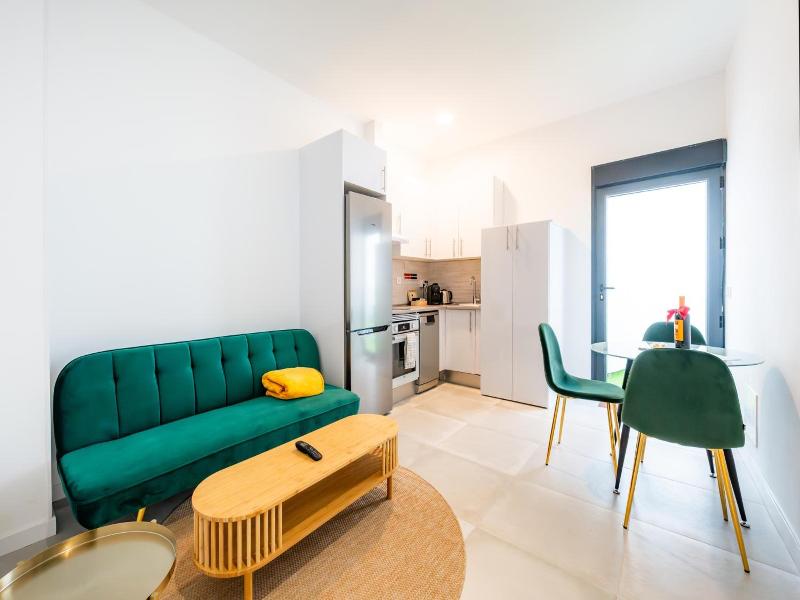 Lemon Apartment Hotels Bernabeu image
