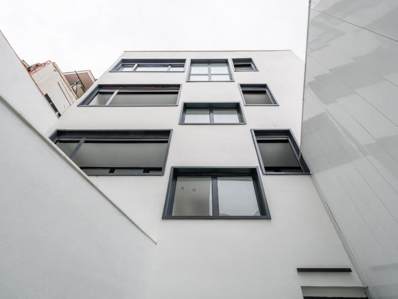Lemon Apartment Hotels Bernabeu image