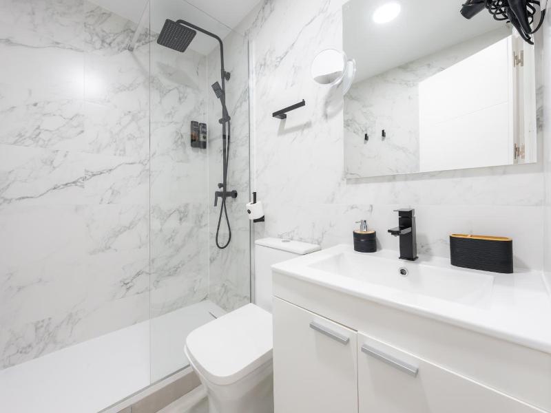 Lemon Apartment Hotels Bernabeu image
