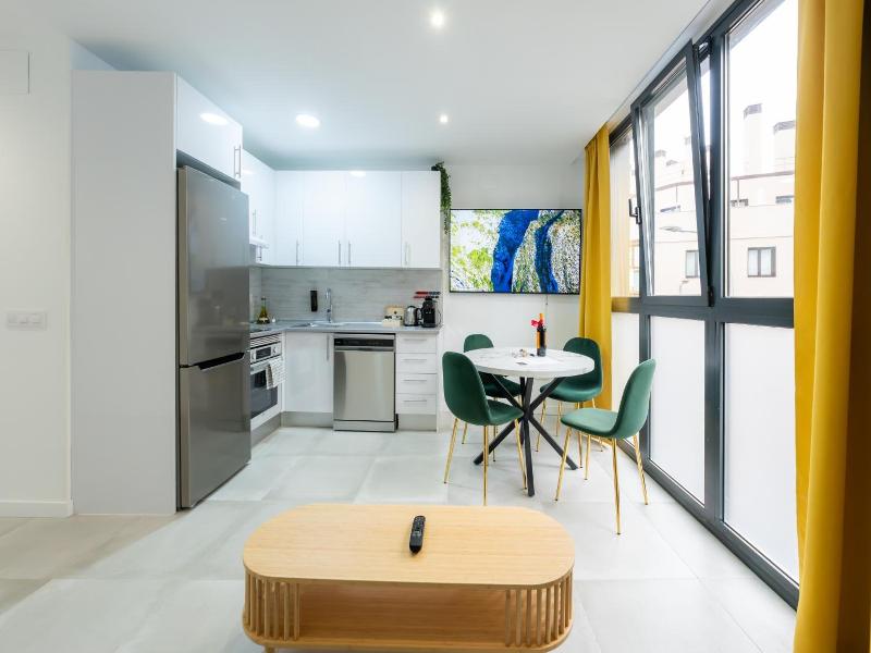 Lemon Apartment Hotels Bernabeu image