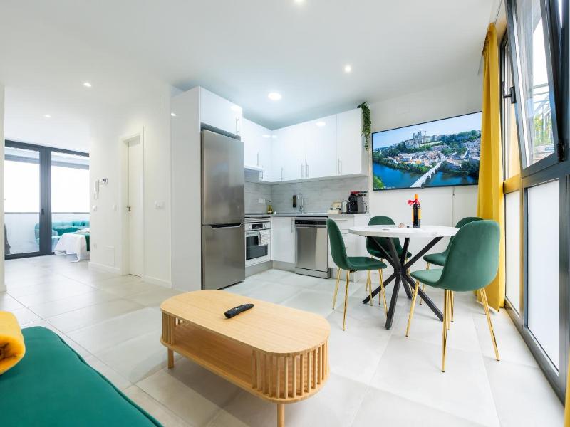 Lemon Apartment Hotels Bernabeu image