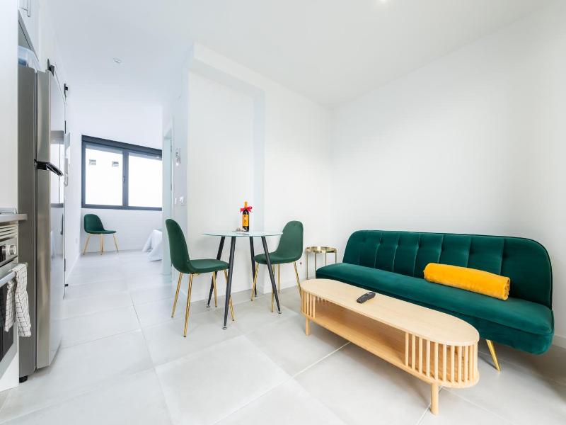 Lemon Apartment Hotels Bernabeu image