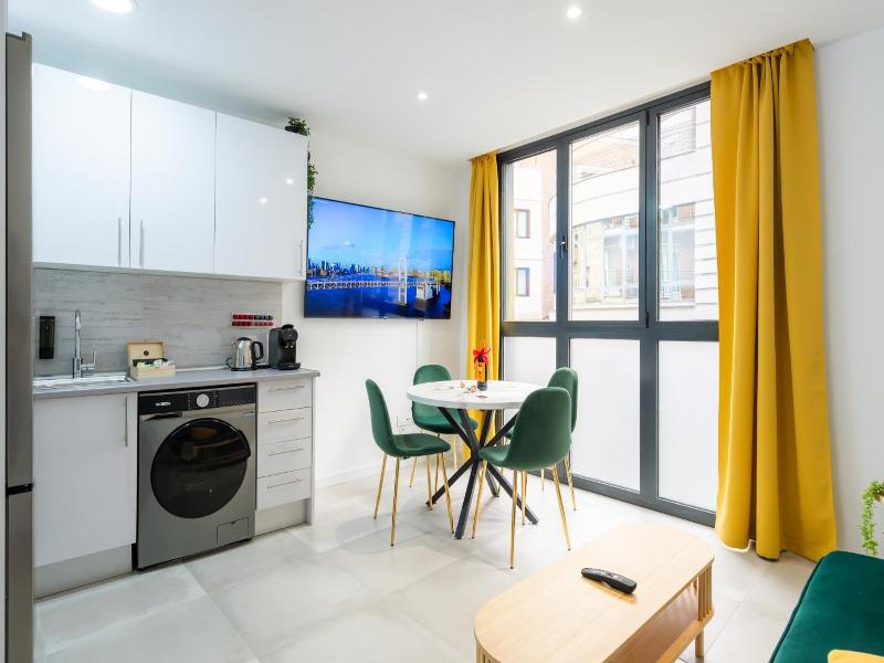 Lemon Apartment Hotels Bernabeu image