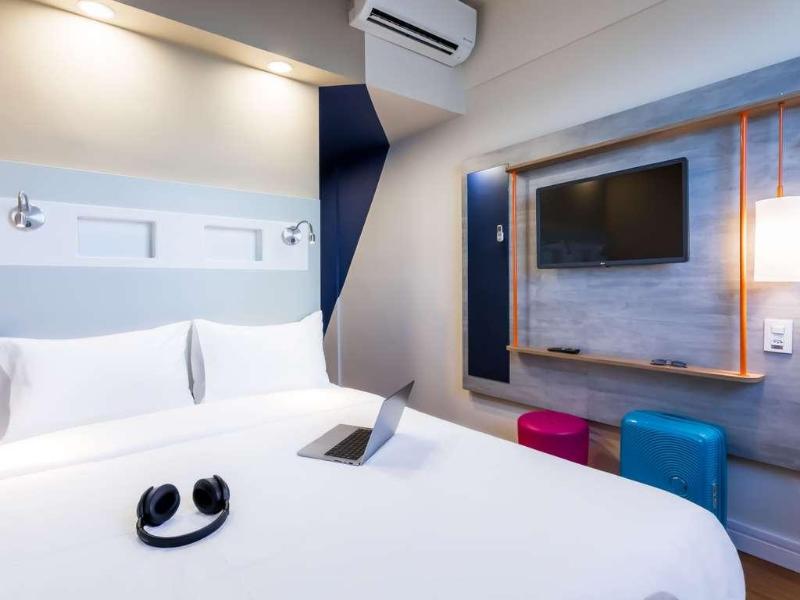 Ibis Budget Pindamonhangaba image