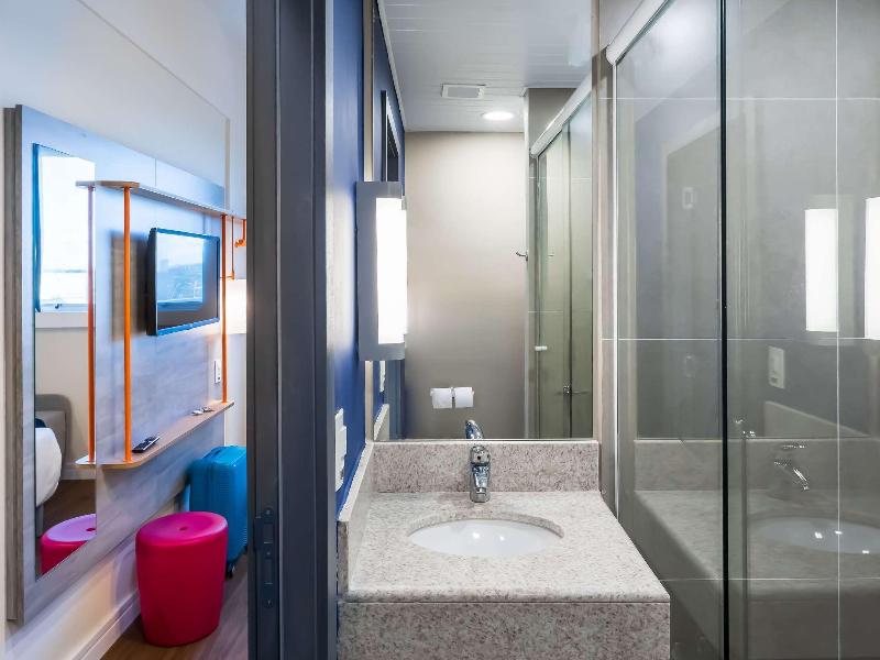 Ibis Budget Pindamonhangaba image
