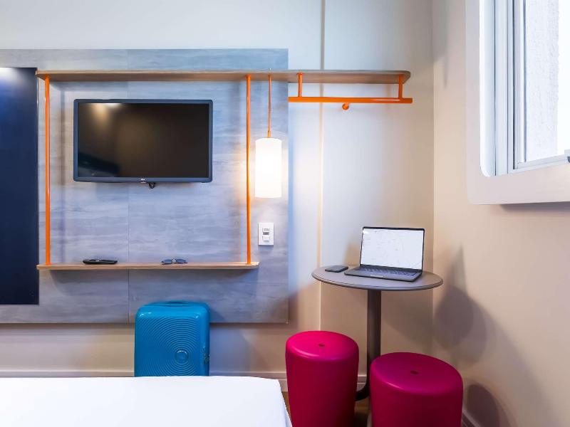 Ibis Budget Pindamonhangaba image