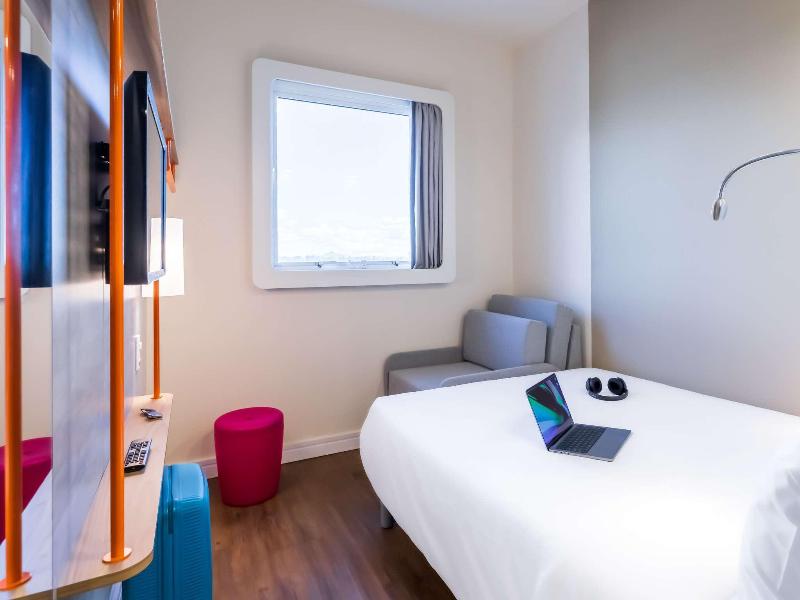 Ibis Budget Pindamonhangaba image