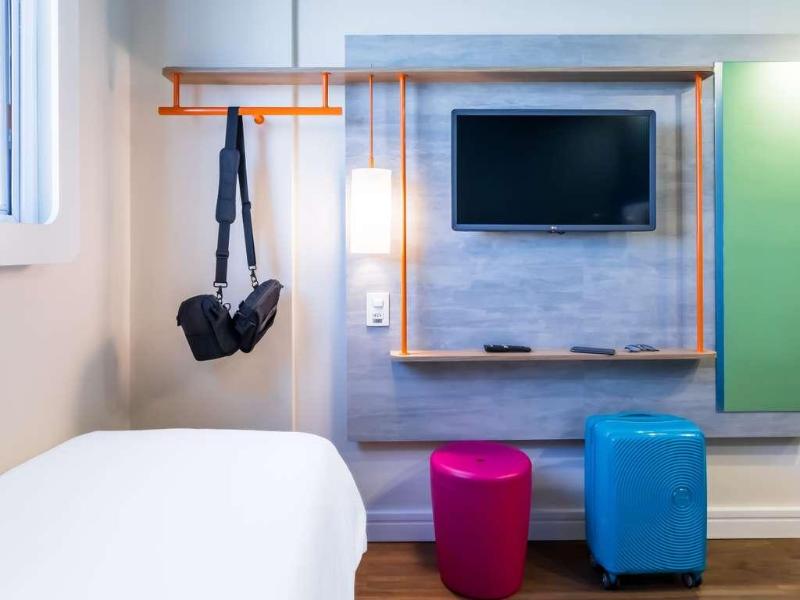 Ibis Budget Pindamonhangaba image