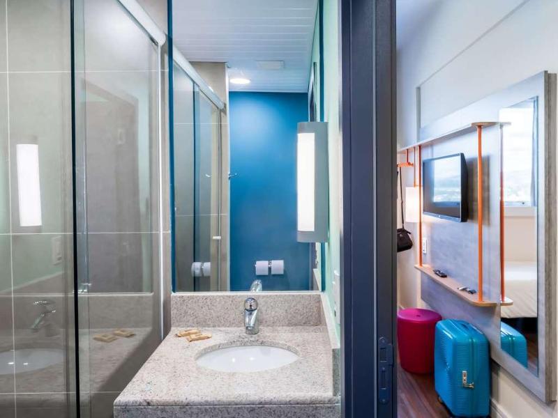 Ibis Budget Pindamonhangaba image