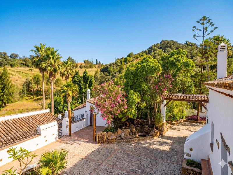 Málaga Sierra De Las Nieves By Real Spain Hotels image